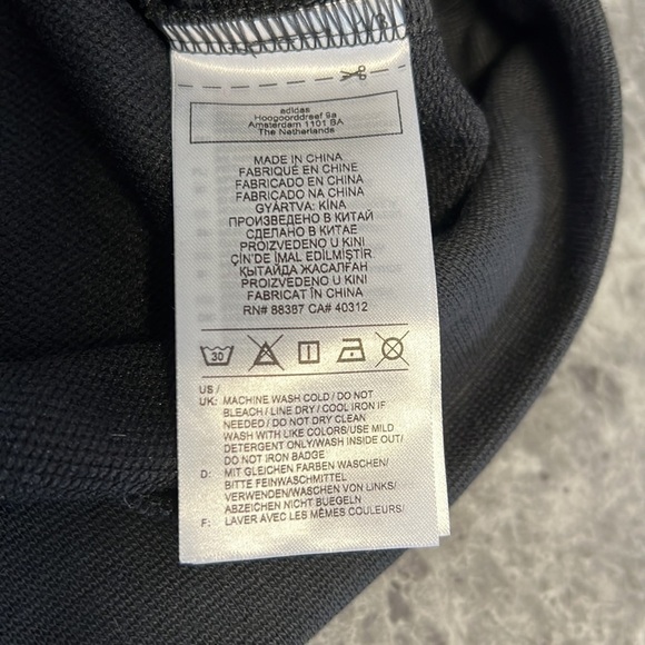 Adidas Basketball Donovan Mitchell Short Sleeve Hoodie Size Small loose fit - Picture 12 of 14